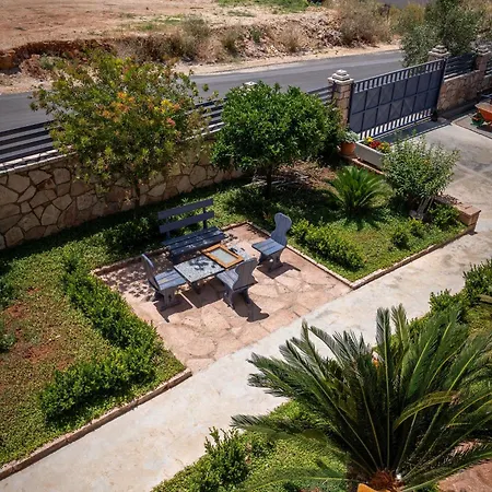Hamza Villa Ksamil